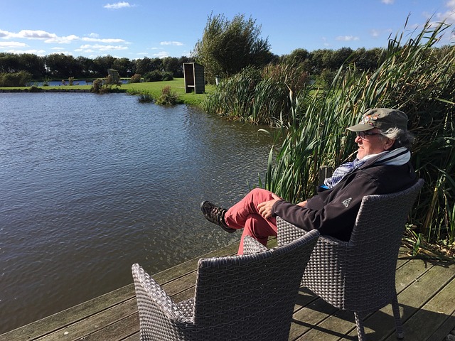 远不熄灭的 远不熄灭的